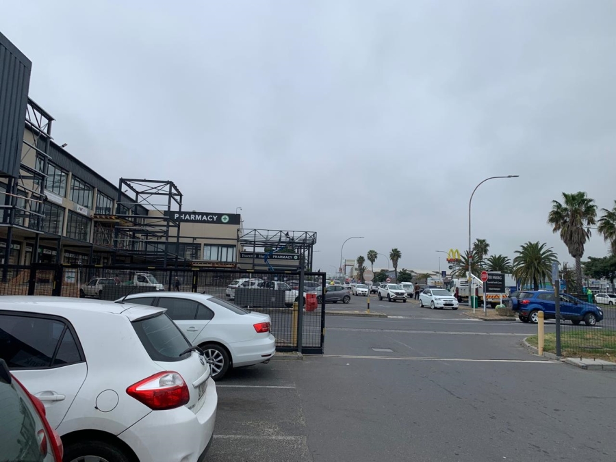 To Let commercial Property for Rent in Brackenfell Central Western Cape